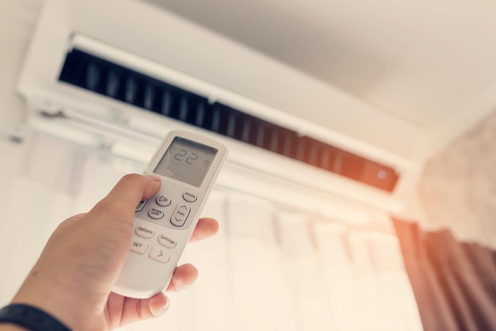 Chế độ nóng của điều hòa có tốn điện hơn chế độ lạnh?