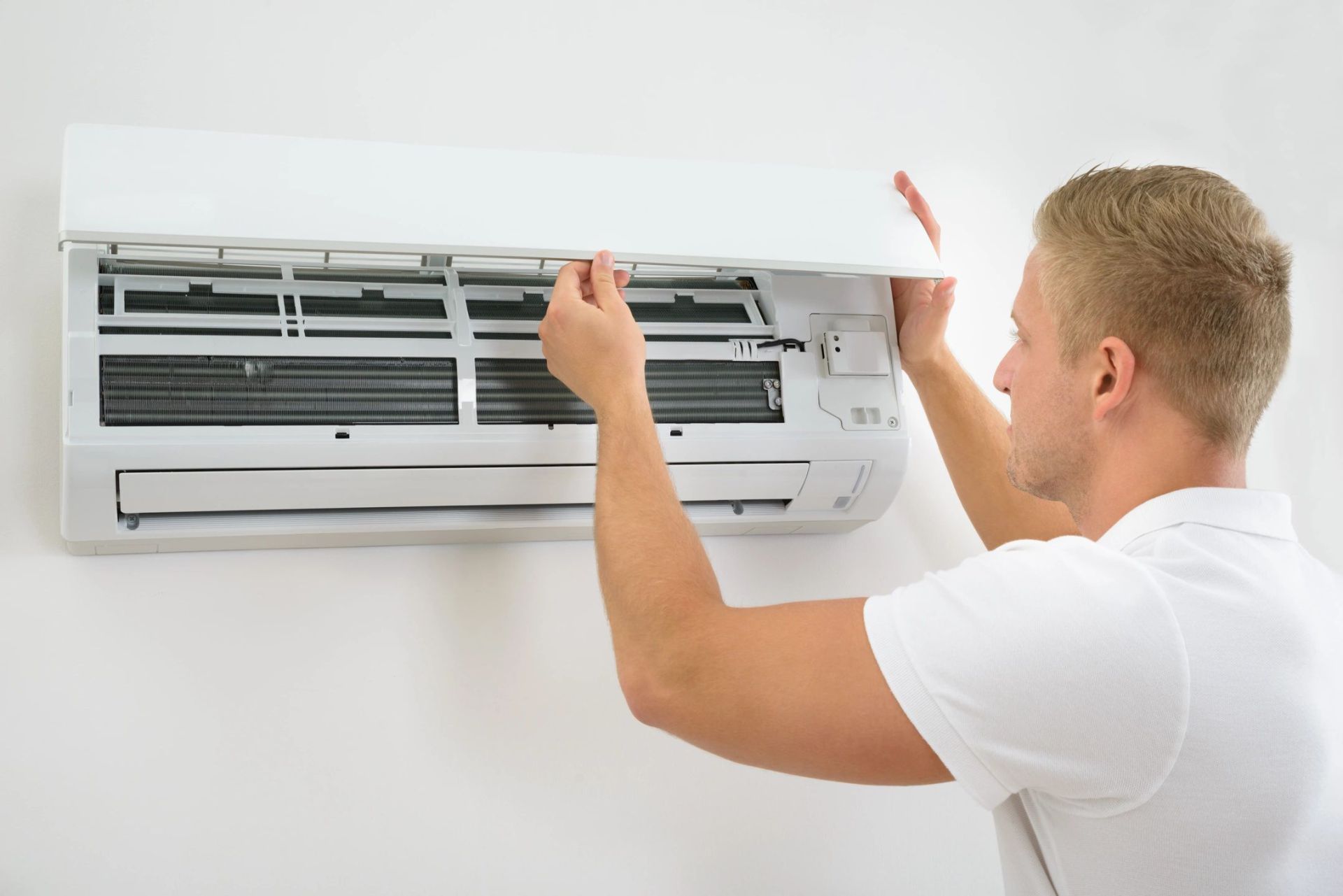 Hướng Dẫn Cách Tháo Lắp Máy Lạnh Daikin Đúng Cách